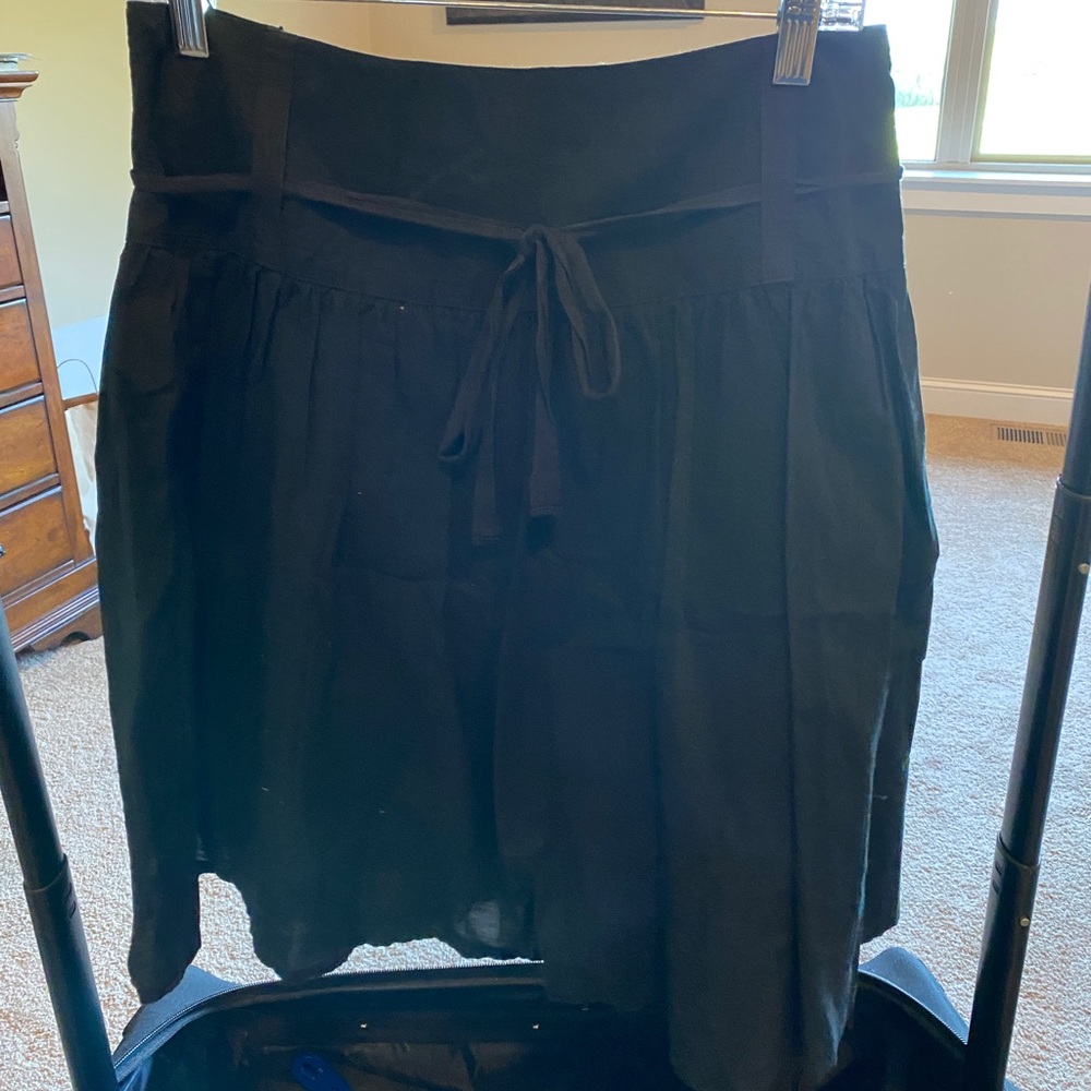 Mossimo size 6 skirt